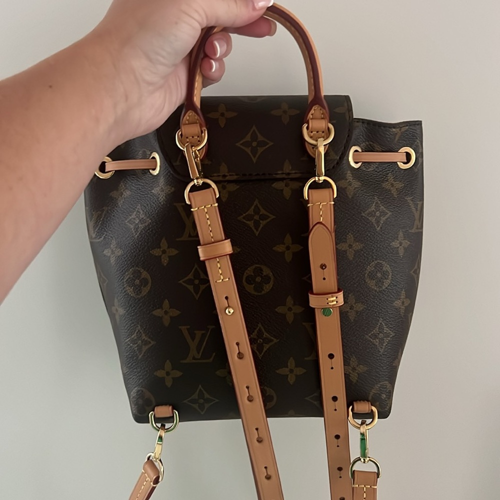 Louis Vuitton Monogram Back Pack (Medium) - image 5